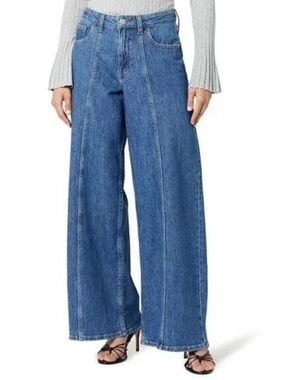 Wide-Leg Women’s Jeans in Medium Blue